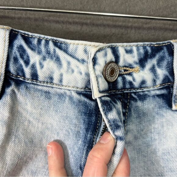 Kancan Women's Distressed Cut-Off Jean Shorts Light Blue Size XL - Picture 7 of 13